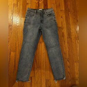 Kensie High-Rise Faded Gray-Blue Jeans